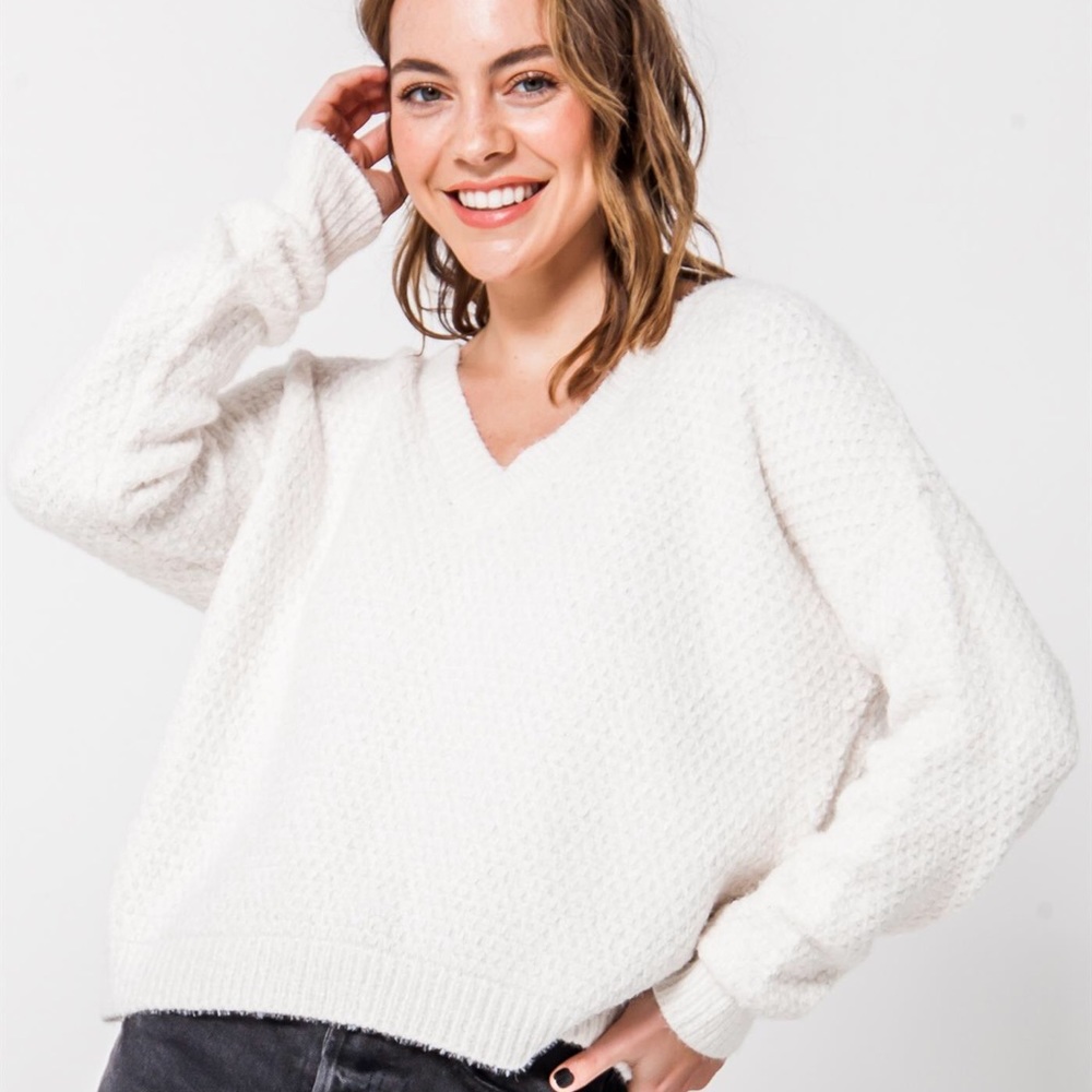 New❤️ Fuzzy Chenille V-Neck Drop Shoulder Sweater - Picture 1 of 3